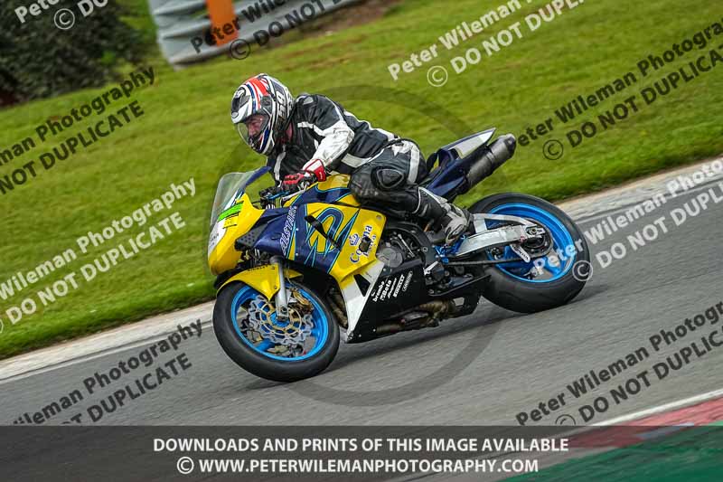 donington no limits trackday;donington park photographs;donington trackday photographs;no limits trackdays;peter wileman photography;trackday digital images;trackday photos